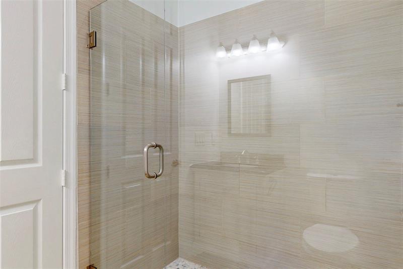 Image 37 of 44 For 3906 Monarch Ln