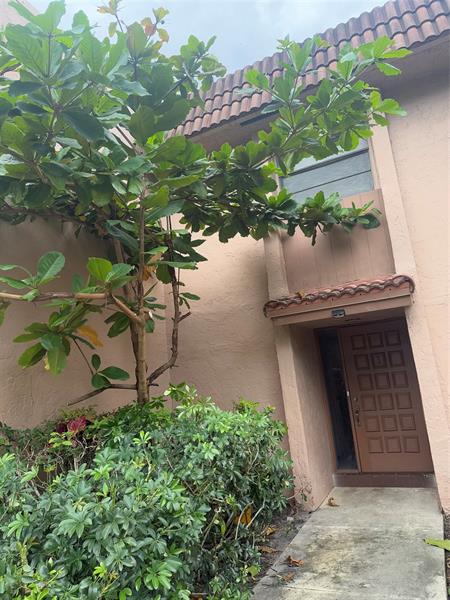 Details for 22 Laredo  , Davie, FL 33324