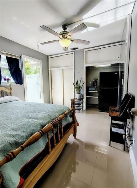 Details for 845 Highland Dr  B, Hollywood, FL 33021