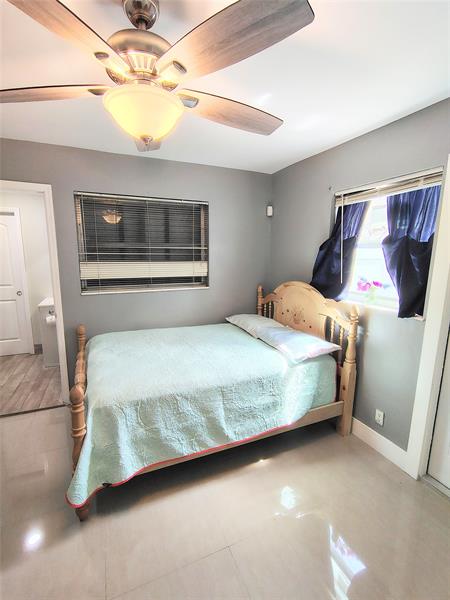 Image 3 of 6 For 845 Highland Dr  B