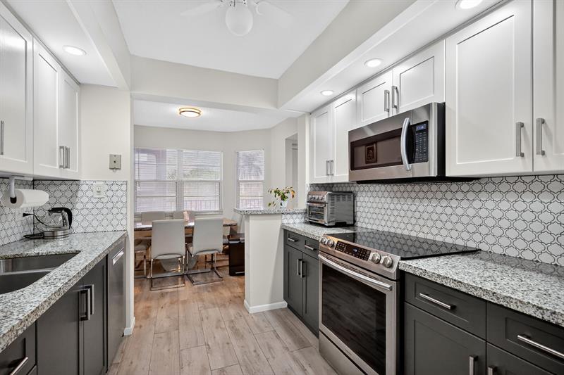 Image 10 of 58 For 13055 15th Ct  310s