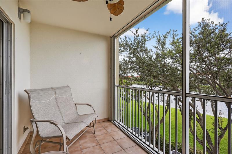 Image 13 of 58 For 13055 15th Ct  310s