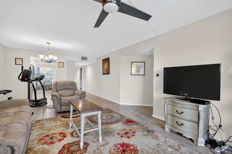 Image 15 of 58 For 13055 15th Ct  310s