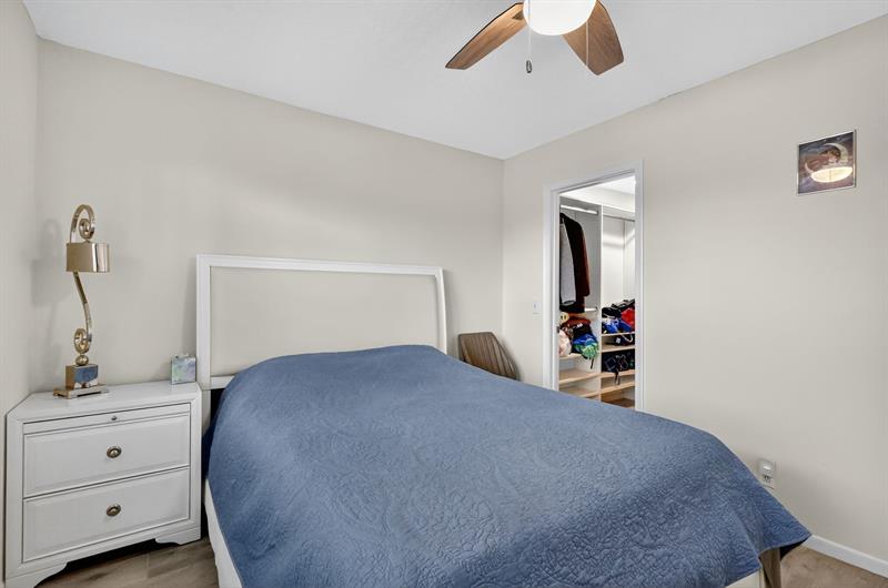 Image 26 of 58 For 13055 15th Ct  310s