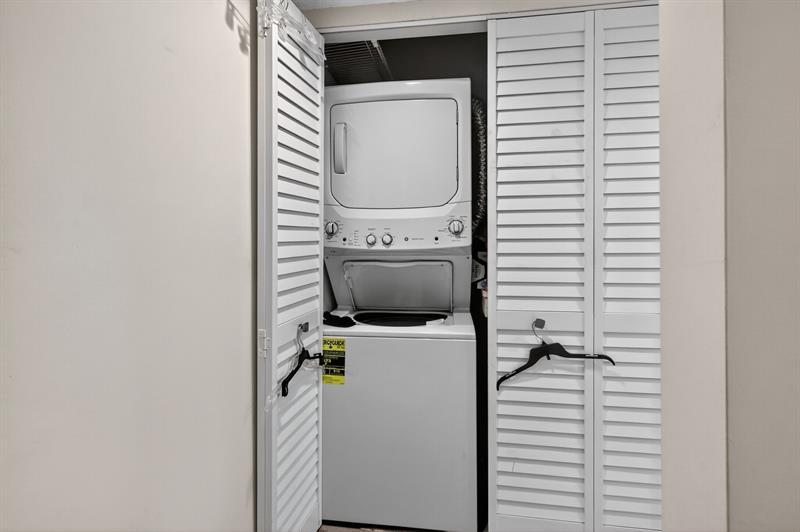 Image 28 of 58 For 13055 15th Ct  310s