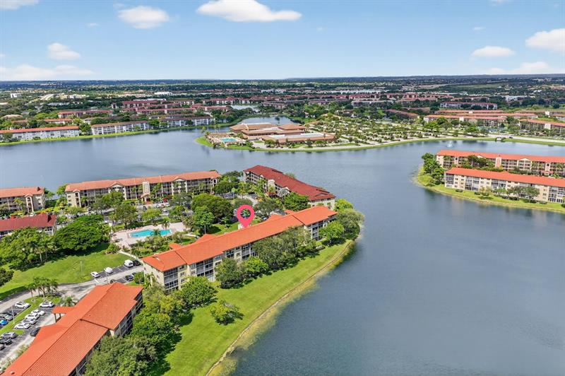 Image 38 of 58 For 13055 15th Ct  310s