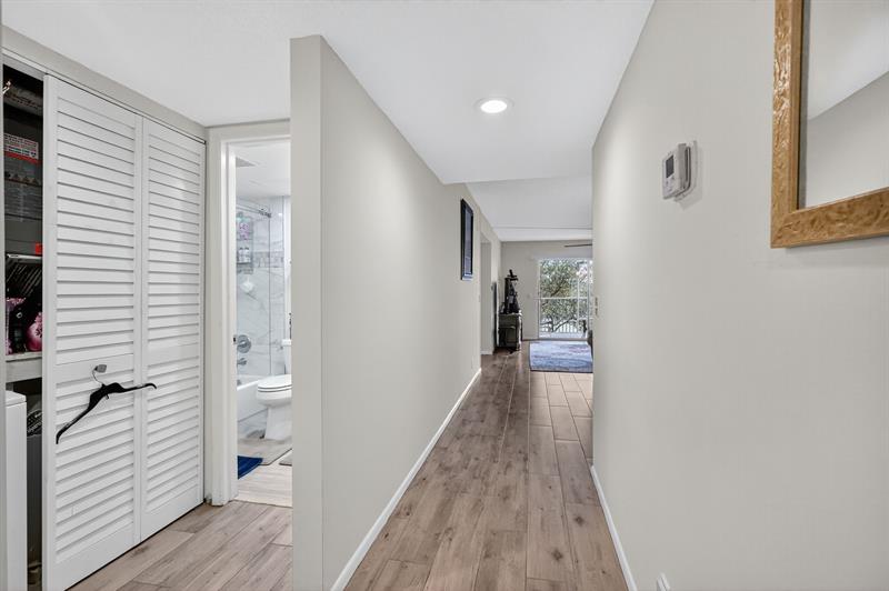 Image 4 of 58 For 13055 15th Ct  310s