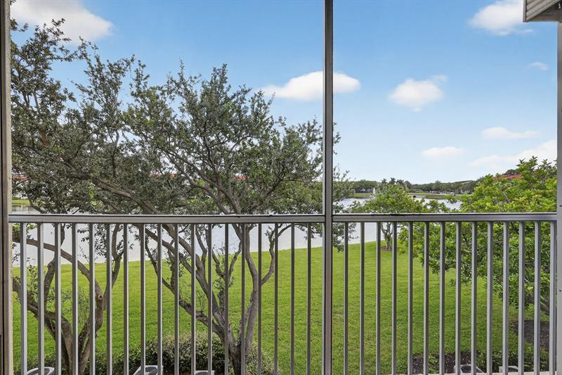 Image 5 of 58 For 13055 15th Ct  310s