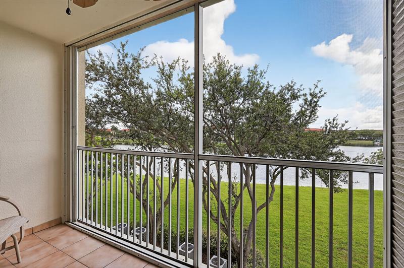 Image 6 of 58 For 13055 15th Ct  310s