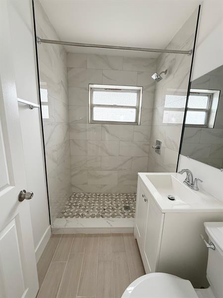 Image 11 of 15 For 1880 5th St  