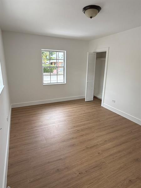 Image 9 of 15 For 1880 5th St  