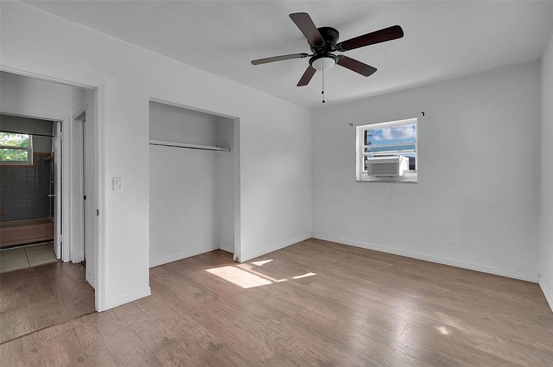 Image 10 of 15 For 2403 8th St  