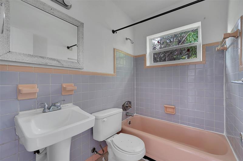 Image 9 of 15 For 2403 8th St  