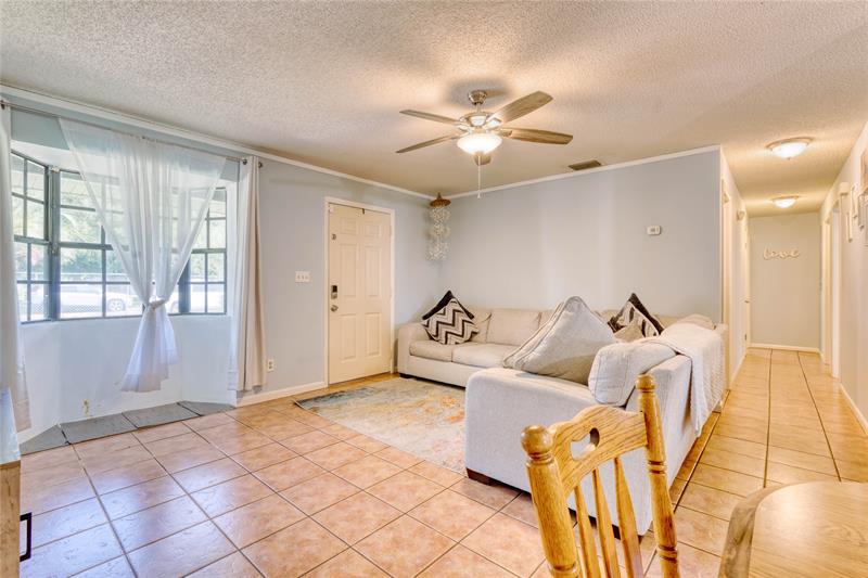 Image 11 of 31 For 1009 13th St