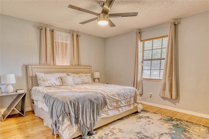 Image 22 of 31 For 1009 13th St