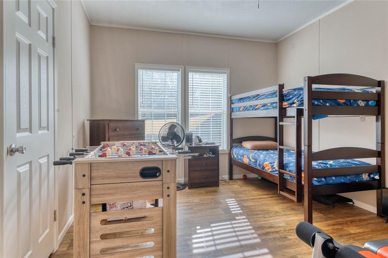 Image 32 of 43 For 274 106th St