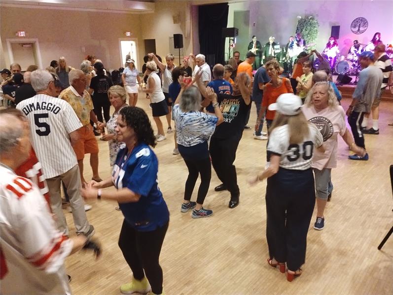 Image 68 of 72 For 2003 Granada Dr  F1