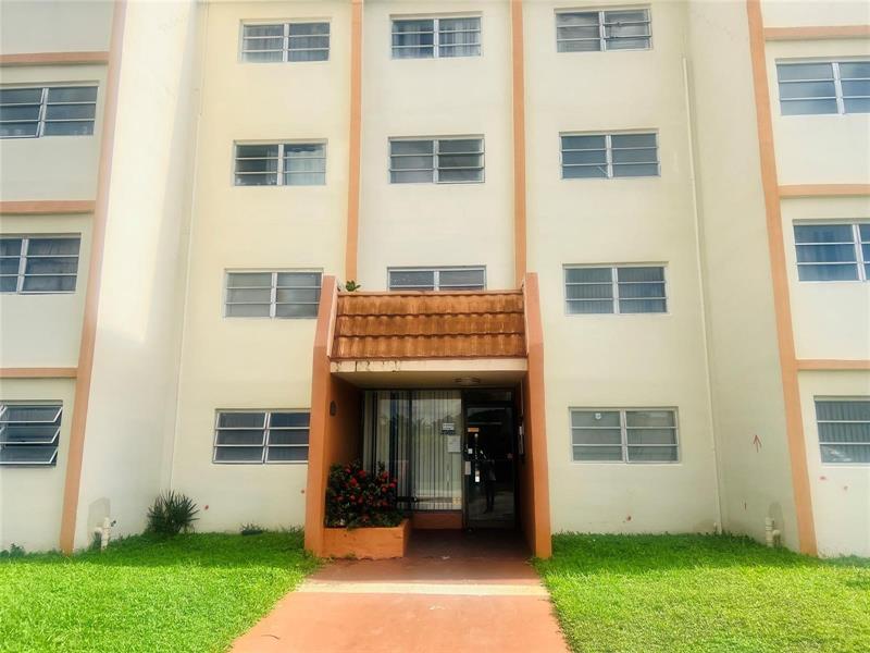 Details for 2201 41st Ave  203, Lauderhill, FL 33313