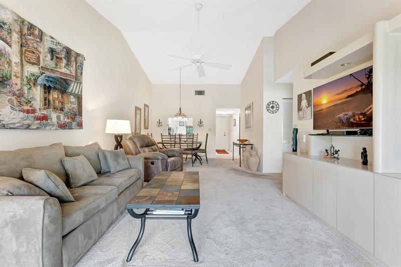 Image 12 of 40 For 3161 Carambola Cir  2381