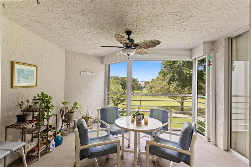 Image 8 of 28 For 1911 Sabal Palm Dr  307