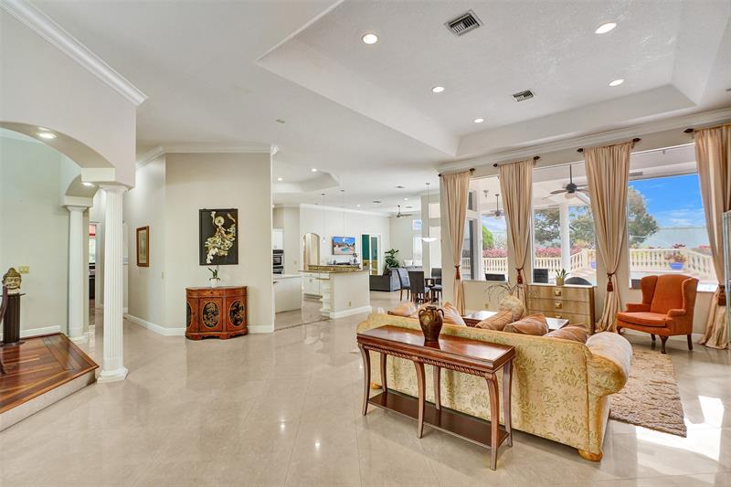 Image 21 of 91 For 8426 Sawpine Rd