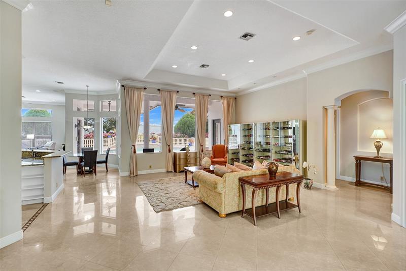 Image 26 of 91 For 8426 Sawpine Rd