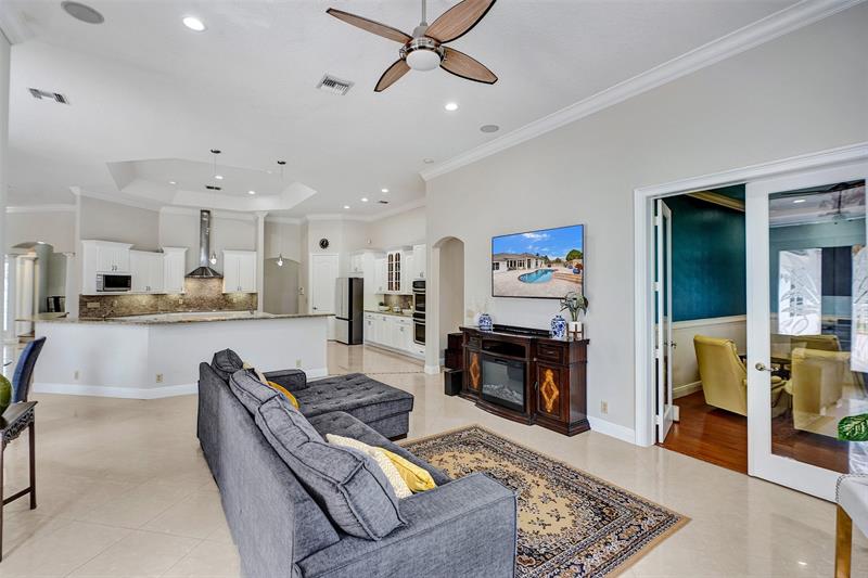 Image 41 of 91 For 8426 Sawpine Rd
