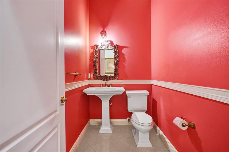 Image 58 of 91 For 8426 Sawpine Rd