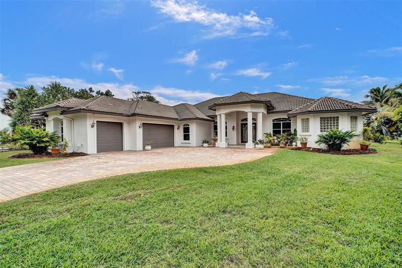 Image 8 of 91 For 8426 Sawpine Rd
