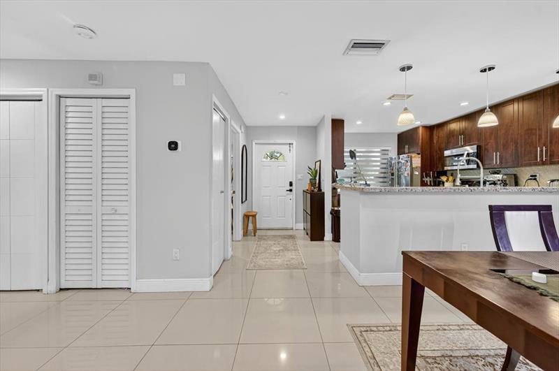 Image 12 of 21 For 7104 127th Ct