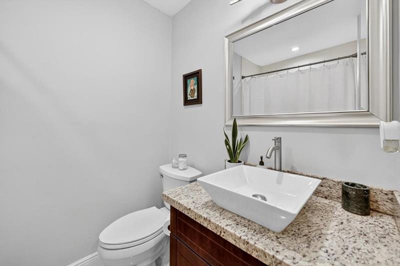 Image 18 of 21 For 7104 127th Ct