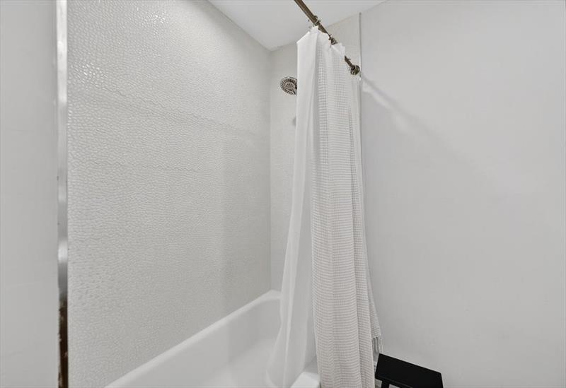 Image 19 of 21 For 7104 127th Ct