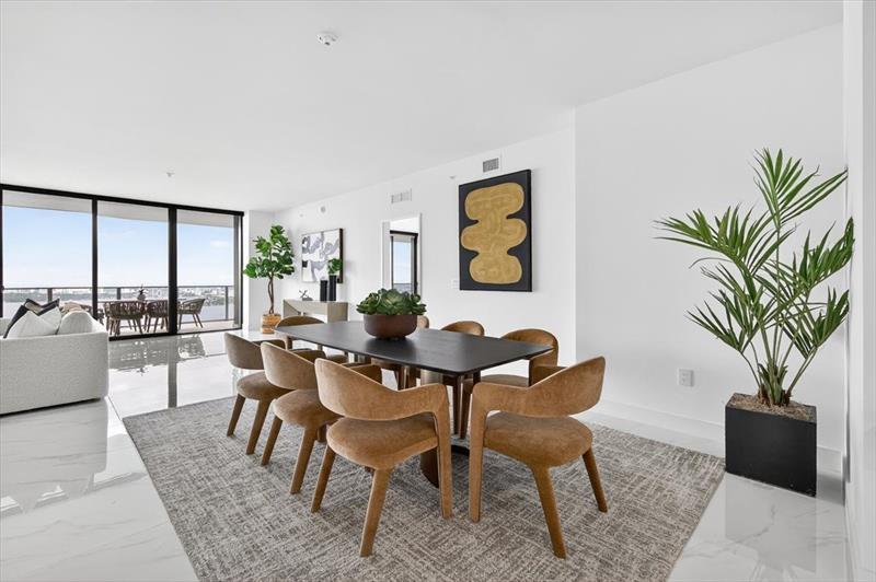 Image 15 of 53 For 700 24th Street  4802