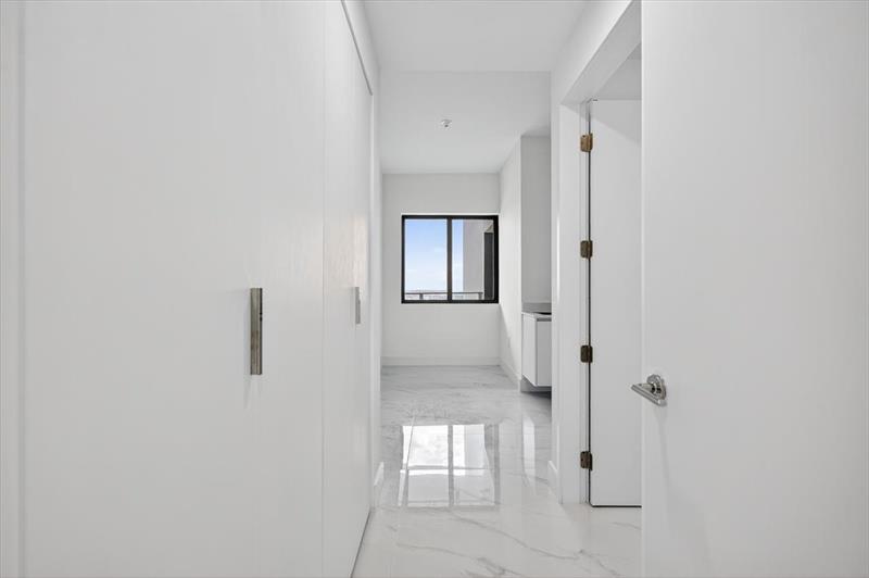 Image 35 of 53 For 700 24th Street  4802
