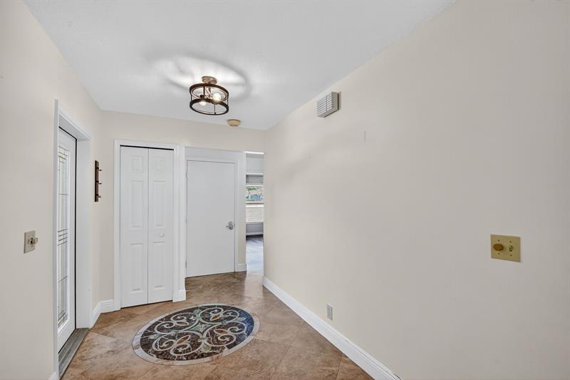 Image 9 of 63 For 1620 22nd Ave