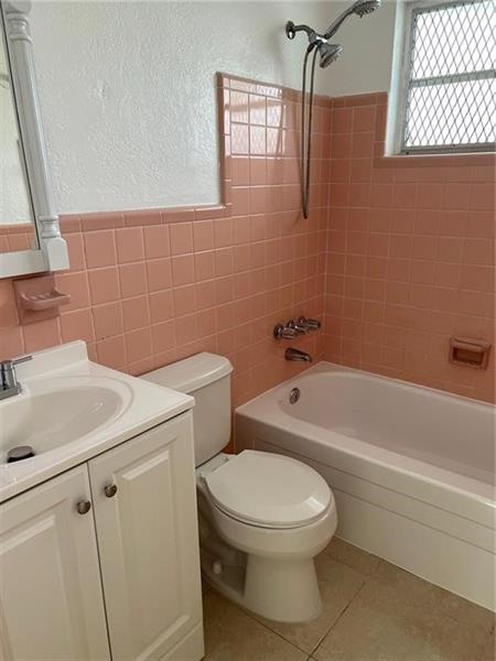 Image 10 of 15 For 1518 8th Ct  