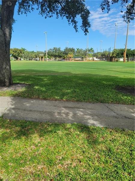 Image 4 of 15 For 1518 8th Ct  