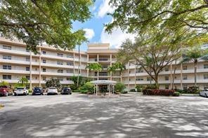 Details for 3800 Oaks Clubhouse Dr  110, Pompano Beach, FL 33069
