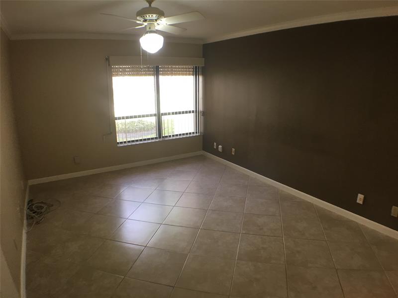 Image 12 of 42 For 1905 15th St  9