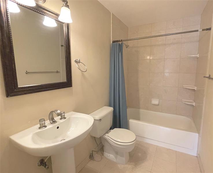 Image 15 of 15 For 3435 Palladian Cr  3435