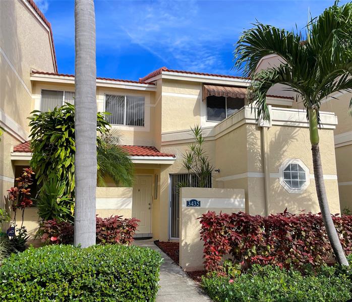 Image 2 of 15 For 3435 Palladian Cr  3435