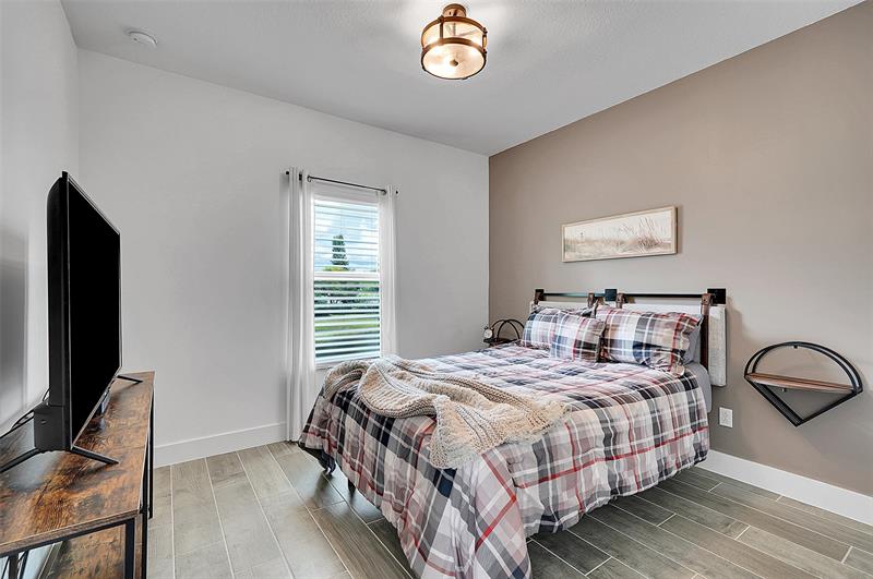 Image 23 of 28 For 639 Parsons Way  639
