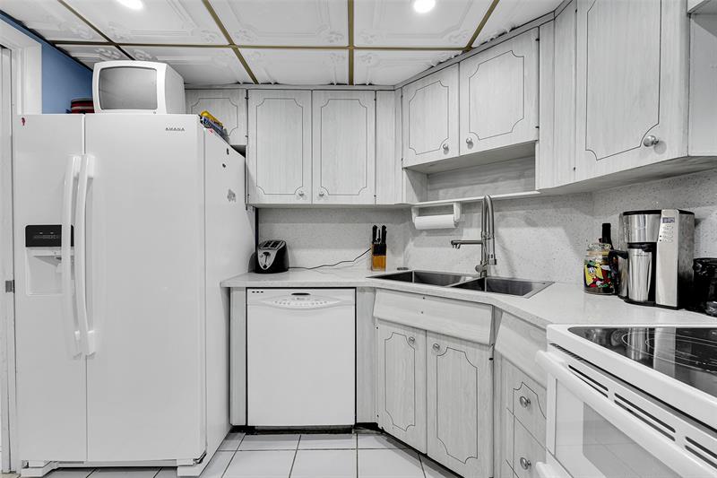 Image 13 of 52 For 133 Pompano Beach Blvd  605