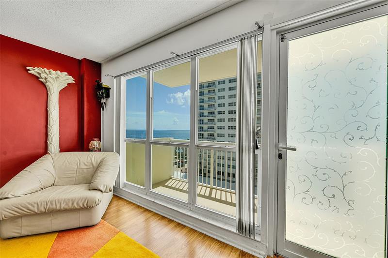 Image 15 of 52 For 133 Pompano Beach Blvd  605
