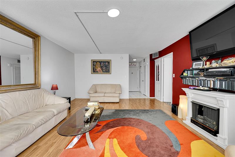Image 16 of 52 For 133 Pompano Beach Blvd  605