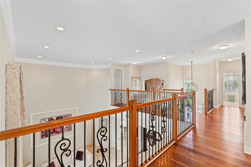 Image 41 of 64 For 4622 185th Ave