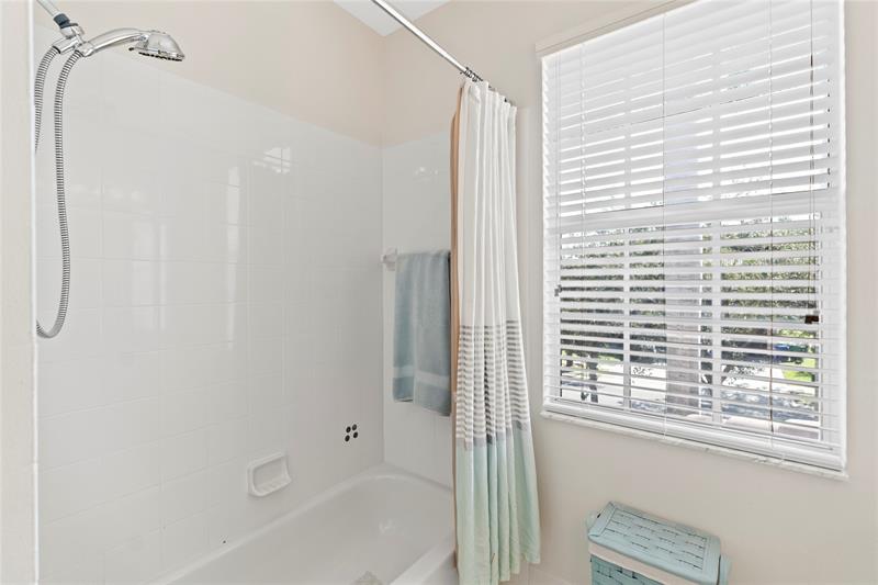 Image 51 of 64 For 4622 185th Ave