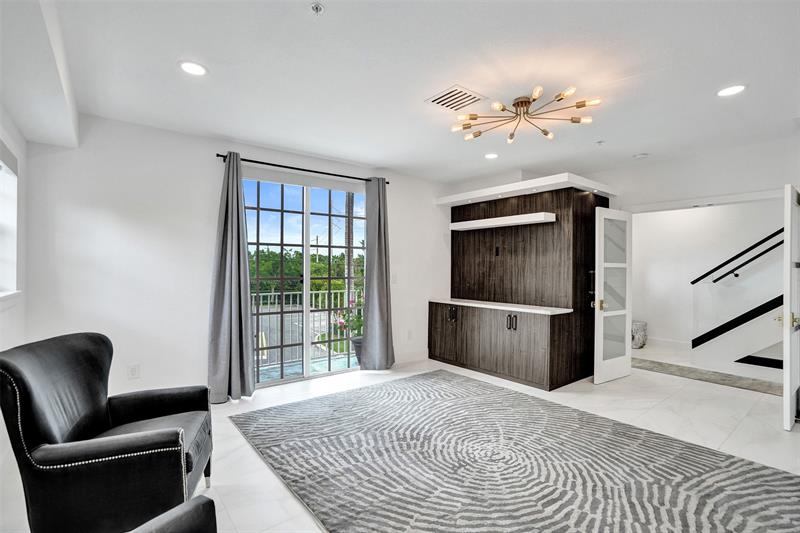 Image 23 of 54 For 624 29th Dr  A