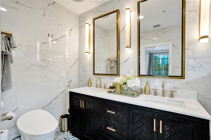 Image 29 of 54 For 624 29th Dr  A
