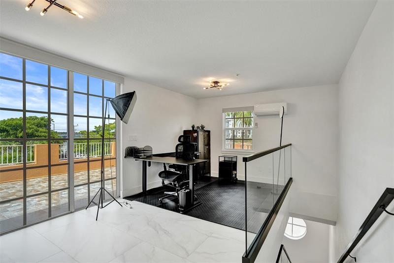Image 38 of 54 For 624 29th Dr  A